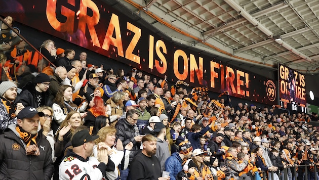 Die Eishockey-Fans wird es freuen. Ein wichtiger Baustein der Graz99ers hat einen Vertrag für ...