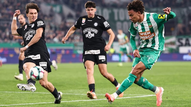 Antiste (re.) greift mit Rapid gegen Sturm nach der Tabellenführung