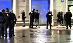 Zahlreiche Beamte waren in der Nacht im Einsatz.  