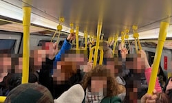 Völlig überfüllte U-Bahnen – nicht nur in den Stoßzeiten