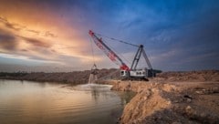 Der Seilbagger „HS 8300“ wird in Fort Myers (Florida) für die Kiesgewinnung eingesetzt.