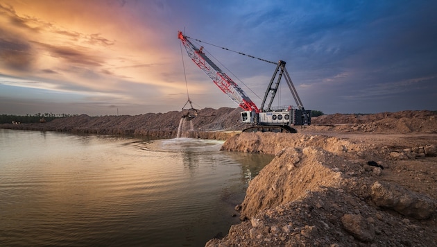 Der Seilbagger „HS 8300“ wird in Fort Myers (Florida) für die Kiesgewinnung eingesetzt.