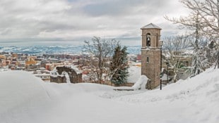 In Italien versinkt eine kleine Gemeinde im Süden derzeit im Schnee (Archivbild).