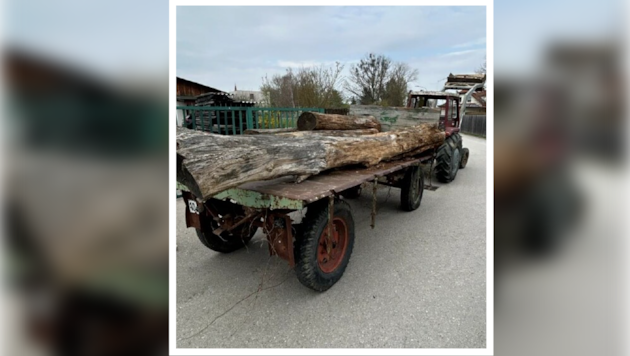 Der Traktor wurde von der Polizei gestoppt.