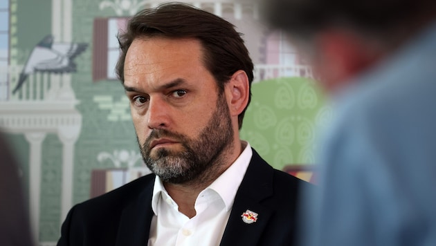 Eisbullen-Manager Helmut Schlögl.