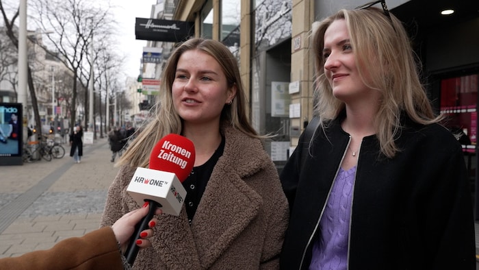 „Mehr auf das junge Publikum zugehen, vor allem auf die 18- bis 25-Jährigen, weil die sich viel ...