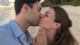 Die „Bachelorette“-Stars Leander Sachs und Maxime Herbord haben sich verlobt.