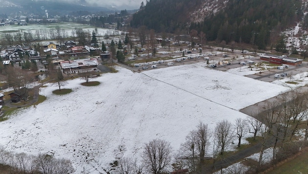 Auf der freien Wiese soll der Campingplatz erweitert werden.