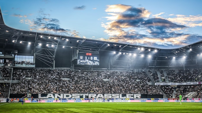 Das Heimstadion des LASK spielt alle Stückeln und schafft einen Mehrwert für Stadt und Land.