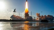 In der Nacht auf Donnerstag startete die Rakete mit vier Astronauten und Astronautinnen an Bord ...