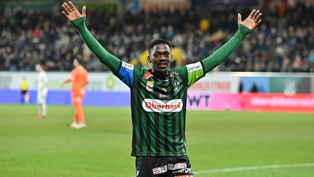 Kingstone Mutandwa traf dreimal.