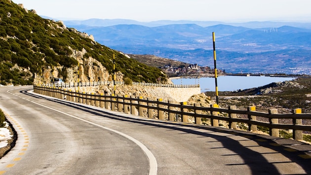 Eine deutsche Familie ist am Freitag bei einem Autounfall in Portugal ums Leben gekommen ...