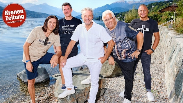 Die Nockis spielen, neben den gemeinsamen Auftritte mit den Legenden, Freitag und Samstag ...