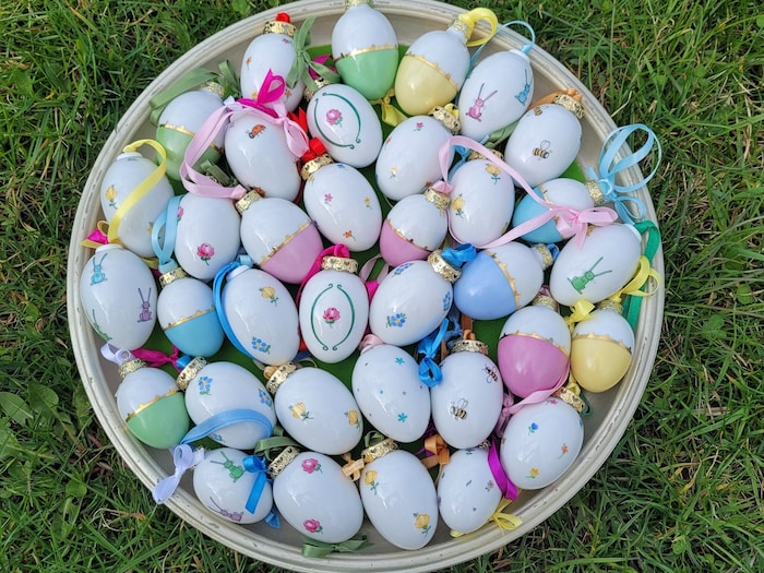Riedls Ostereier gibt es in allen Mustern und Farben