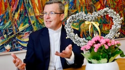 Der Geistliche sieht die österliche Botschaft auch im Kleinen, etwa in der Pflege Angehöriger.