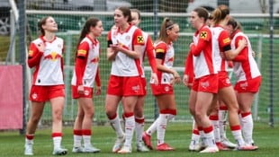Die Salzburg-Frauen jubeln über den Einzug ins ÖFB-Cup-Finale 2026.