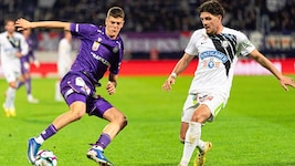 Vasilije Markovic (li.) ist bei der Wiener Austria auf einem sehr guten Weg.