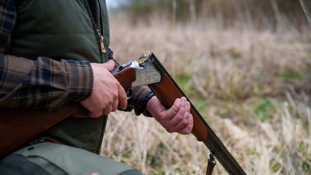Wer mit Jagdwaffen umgeht, muss sich an strenge Regeln halten.