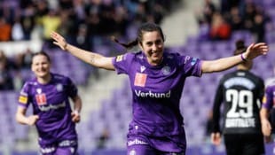 Mit zwei Treffern mutiert Yvonne Weilharter zur Unterschiedsspielerin beim 2:0 über Sturm Graz. 