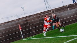 Greta Spinn (li.) und Salzburg zogen ins Cupfinale ein.