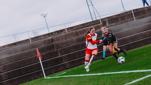 Greta Spinn (li.) und Salzburg zogen ins Cupfinale ein.