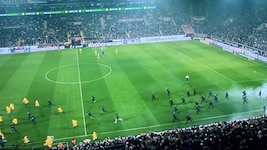 Eklat im Zweitligaspiel zwischen Dynamo Dresden und Hertha Berlin. 