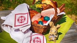 Ob Eier durch die halsbrecherische Aktion zu Bruch gingen, ist nicht überliefert. Menschen kamen ...