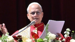 Papst Leo XIV. bei seiner ersten Ostermesse