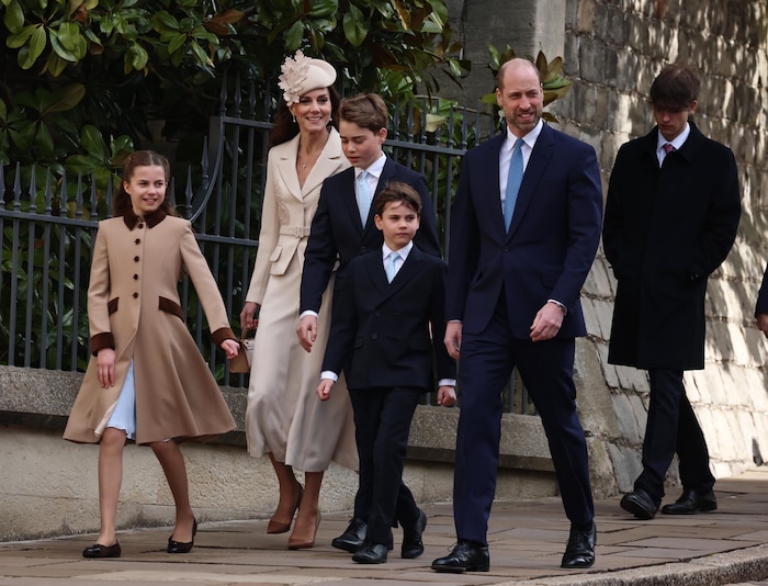 Prinz William und Prinzessin Kate mit ihren Kindern Prinzessin Charlotte, Prinz George und dem ...