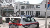 Die Polizei ist rund um die U-Bahn-Station Gumpendorfer Straße weiterhin im Dauereinsatz.
