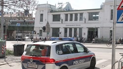 Die Polizei ist rund um die U-Bahn-Station Gumpendorfer Straße weiterhin im Dauereinsatz.
