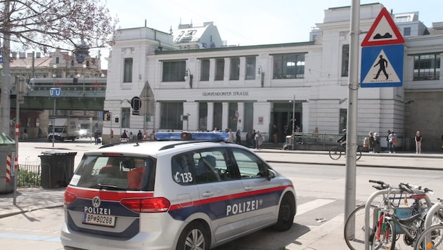 Die Polizei ist rund um die U-Bahn-Station Gumpendorfer Straße weiterhin im Dauereinsatz.