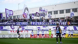Austria Salzburg wurde am Ostermontag in Wels von Hunderten mitgereisten Fans unterstützt.  