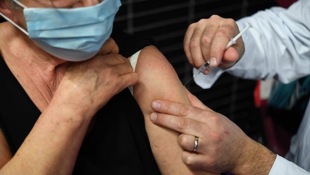 80 Prozent weniger Infektionen: Ältere Personen profitieren von der Covid-Impfung ...