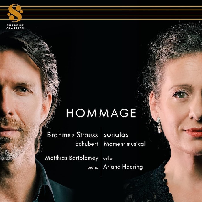Mit der Pianistin Ariane Haering nahm Matthias Bartolomey 25 Jahre nach seinem Vater erneut die ...