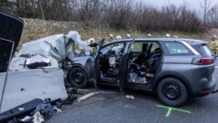 Wie durch ein Wunder erlitten alle Insassen nur leichte Verletzungen.