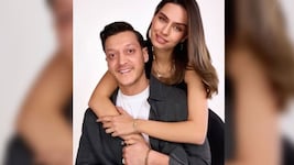 Mesut Özil und seine Frau Amine