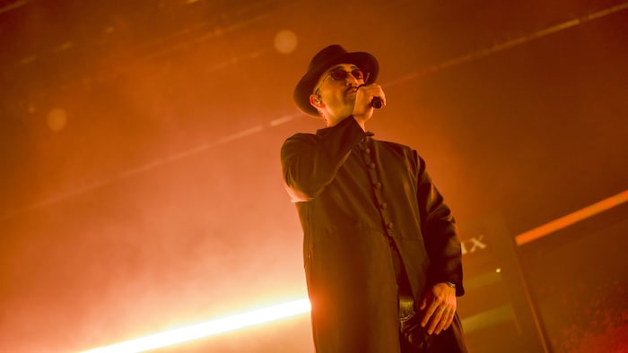 „Respekt ist das Fundament der Gesellschaft“, mahnt er seine Fans.