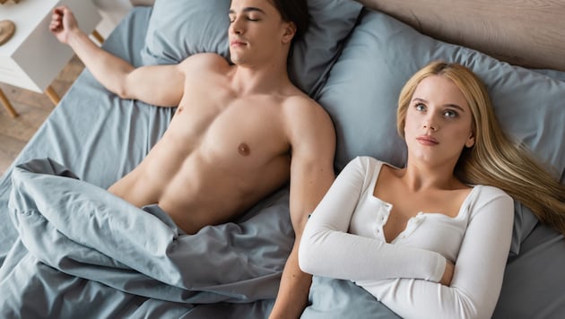 Frauen bereuen One-Night-Stands häufiger als Männer – unter bestimmten Voraussetzungen.