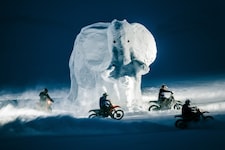 Für Action werden auch die Motocrossfahrer sorgen. Sie sind Teil von Hannibals Heer, das sich am ...