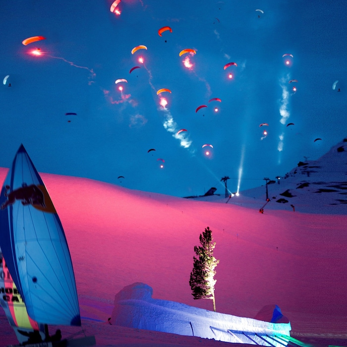 Darsteller im Einsatz – am Boden und natürlich auch in der Luft.