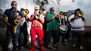 Echt, roh, mitreißend: Die Hot 8 Brass Band, direkt von den Straßen von New Orleans auf ...