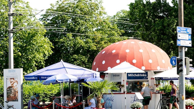 Der Vorfall ereignete sich direkt neben dem Milchpilz.