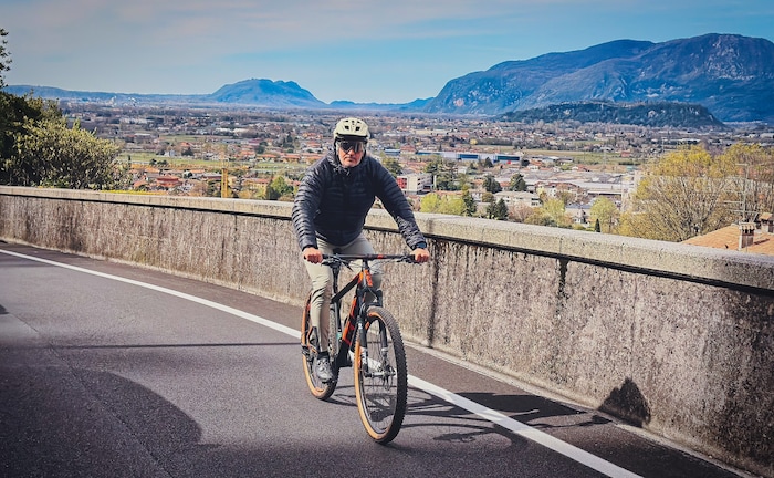 Mit einem KTM Myroon Hardtail-Mountainbike begab sich die „Radkrone“ auf Entdeckungsreise durch ...