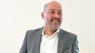 Medienanwalt Peter Zöchbauer verstarb überraschend im 60. Lebensjahr. 