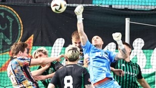 Wackers Abwehr hatte bei zwei Standards das Nachsehen.