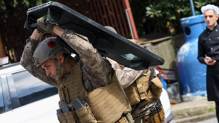 Türkische Spezialkräfte sind vor Ort im Einsatz.