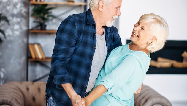 Der Dopaminmangel, der durch den fortschreitenden Verlust von Nervenzellen im Gehirn entsteht, ...