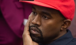 Der umstrittene US-Rapper Kanye West soll in ungefähr zwei Monaten in St. Petersburg auftreten.