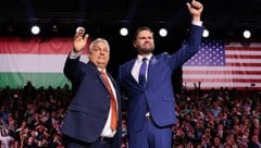 US-Vizepräsident JD Vance unterstützte Viktor Orbán vor Ort.